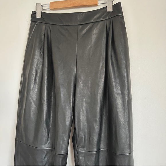 MANGO LEATHER LIKE BLACK PLEATED STRAIGHT PANTS VEGAN RETRO HIGH WAISTED 6 M - Picture 6 of 9